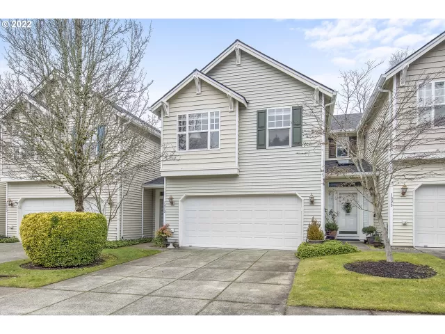 MLS: 22490526 Condo For Sale