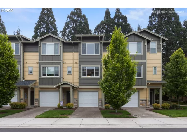 MLS: 22490878 Condo For Sale