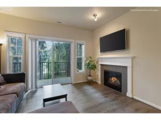 Photo #5: 22490878 Listing 
