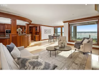 Photo #6: 22490965 Listing 