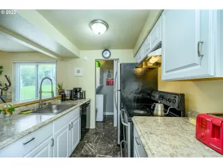 Photo #6: 22491277 Listing 