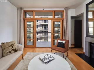 Photo #1: 22491789 Listing