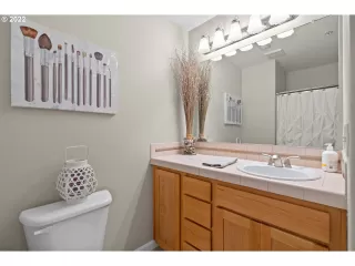 Photo #3: 22492002 Listing 