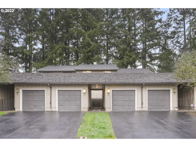 MLS: 22492390 Condo For Sale