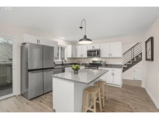 Photo #3: 22492390 Listing 