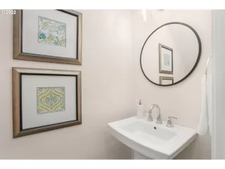 Photo #6: 22492390 Listing 