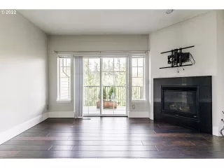 Photo #2: 22492542 Listing 