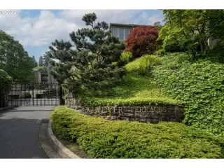 Photo #1: 22492658 Listing