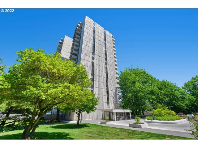 MLS: 22493408 Condo For Sale