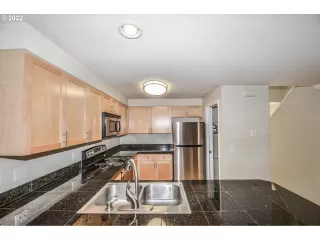 Photo #4: 22493931 Listing