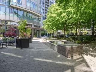 Photo #3: 22494257 Listing