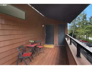 Photo #3: 22494416 Listing