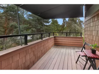 Photo #4: 22494416 Listing