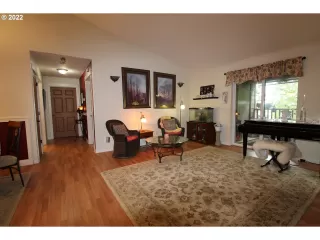 Photo #3: 22494452 Listing 