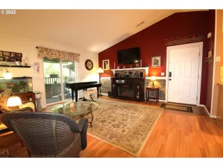 Photo #4: 22494452 Listing 