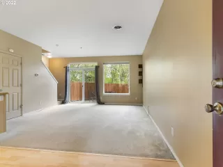 Photo #1: 22494554 Listing