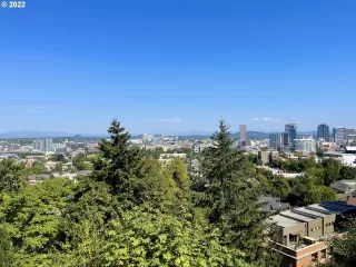 Photo #2: 22495415 Listing