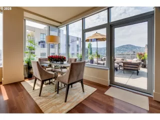 Photo #4: 224961789 Listing