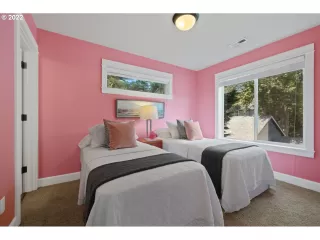 Photo #1: 22497207 Listing