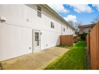 Photo #2: 22497429 Listing