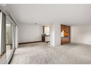 Photo #3: 22498278 Listing