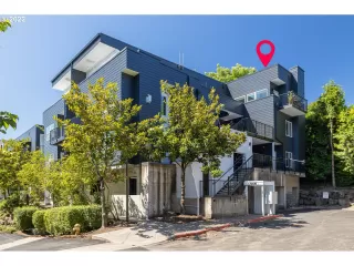 Photo #1: 22498708 Listing 