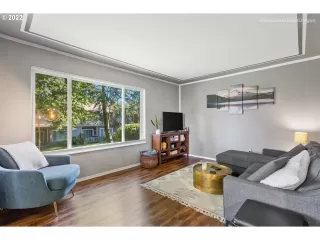 Photo #4: 22498869 Listing