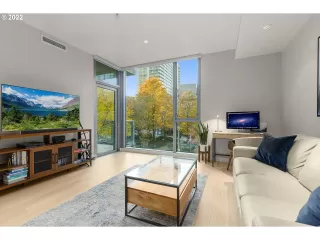 Photo #2: 22498889 Listing 