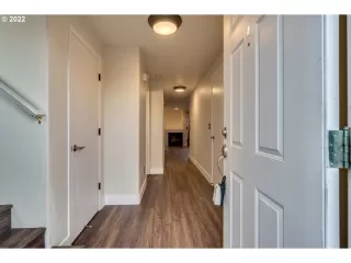 Photo #3: 22499893 Listing