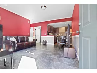 Photo #2: 22501043 Listing 