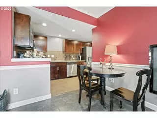 Photo #4: 22501043 Listing 