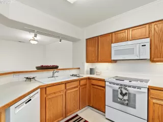 Photo #4: 22501410 Listing 