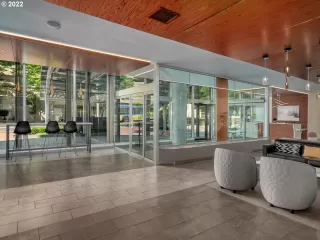 Photo #5: 22501739 Listing 