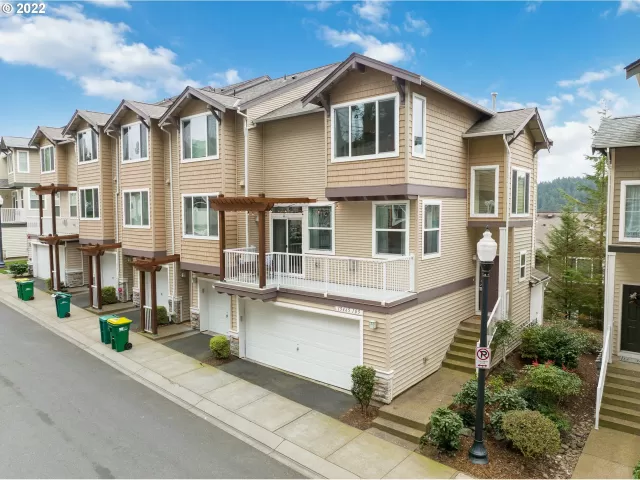 MLS: 22502700 Condo For Sale