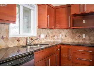 Photo #2: 22503789 Listing 