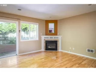 Photo #5: 22503789 Listing 