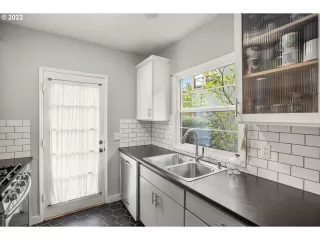 Photo #3: 22503943 Listing 