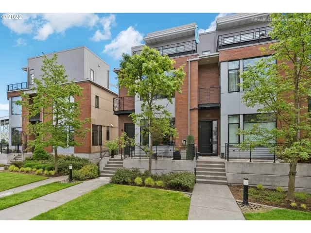 MLS: 22504596 Condo For Sale