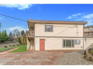 Photo #2: 22504859 Listing