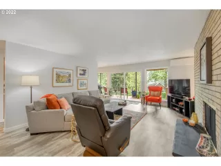 Photo #3: 22504998 Listing