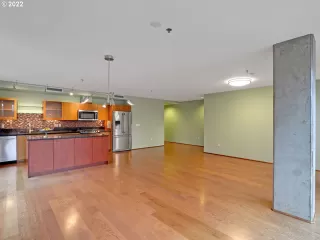 Photo #1: 22508431 Listing 