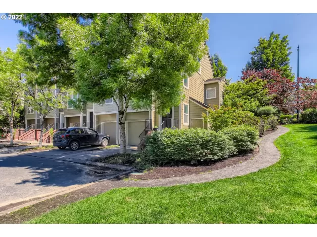 MLS: 22508653 Condo For Sale