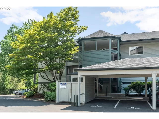 MLS: 22511081 Condo For Sale