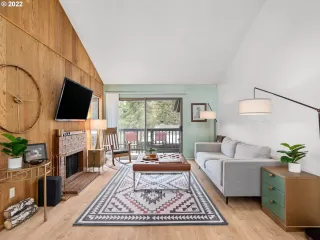 Photo #2: 22511213 Listing