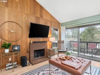 Photo #3: 22511213 Listing