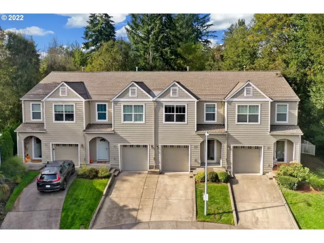 MLS: 22512574 Condo For Sale