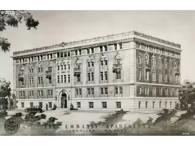 MLS: 22513098 Condo For Sale