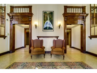 Photo #4: 22513098 Listing