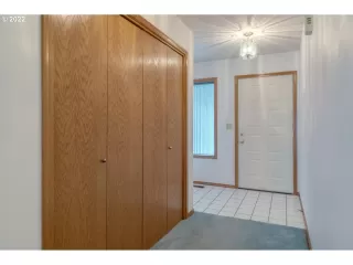 Photo #4: 22513943 Listing