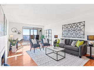 Photo #3: 22515310 Listing